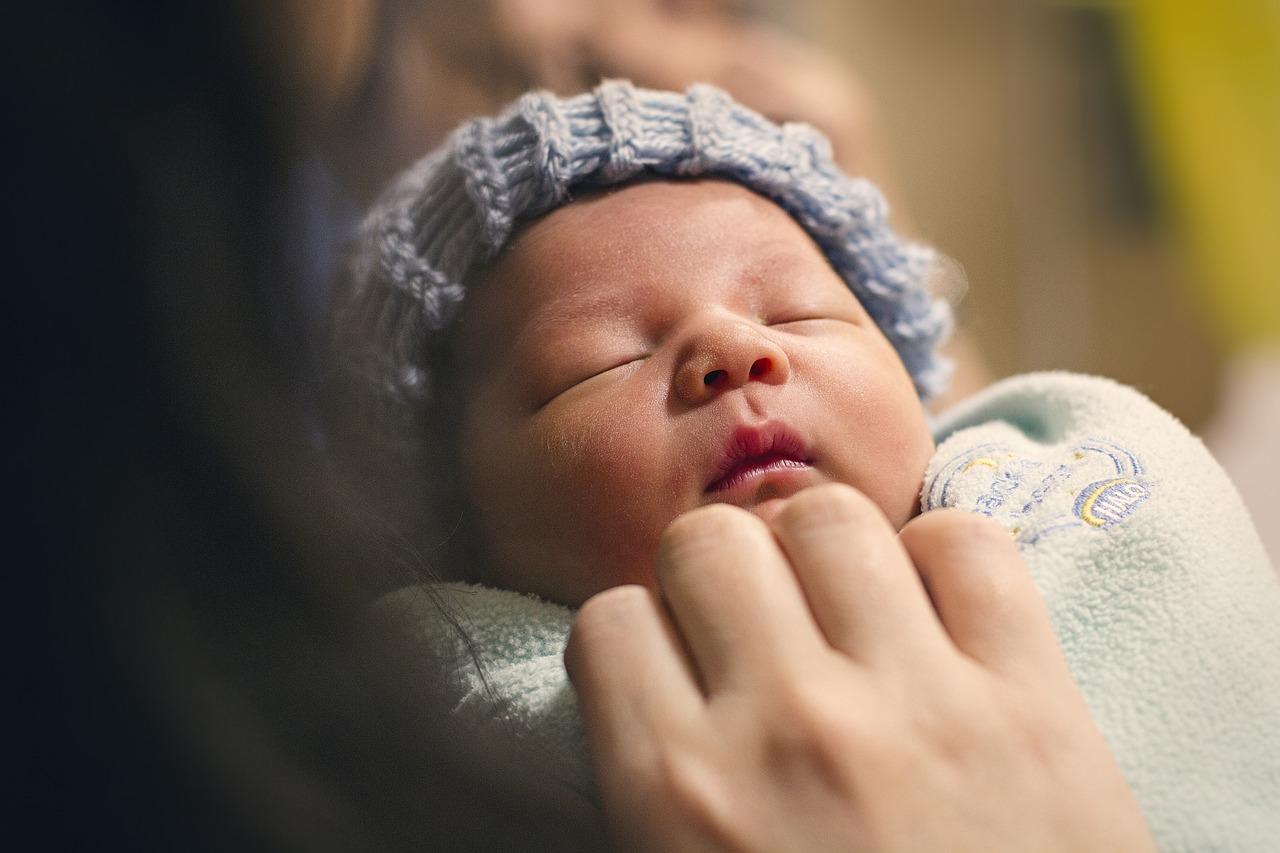 Tips for Surviving Nights with a Newborn