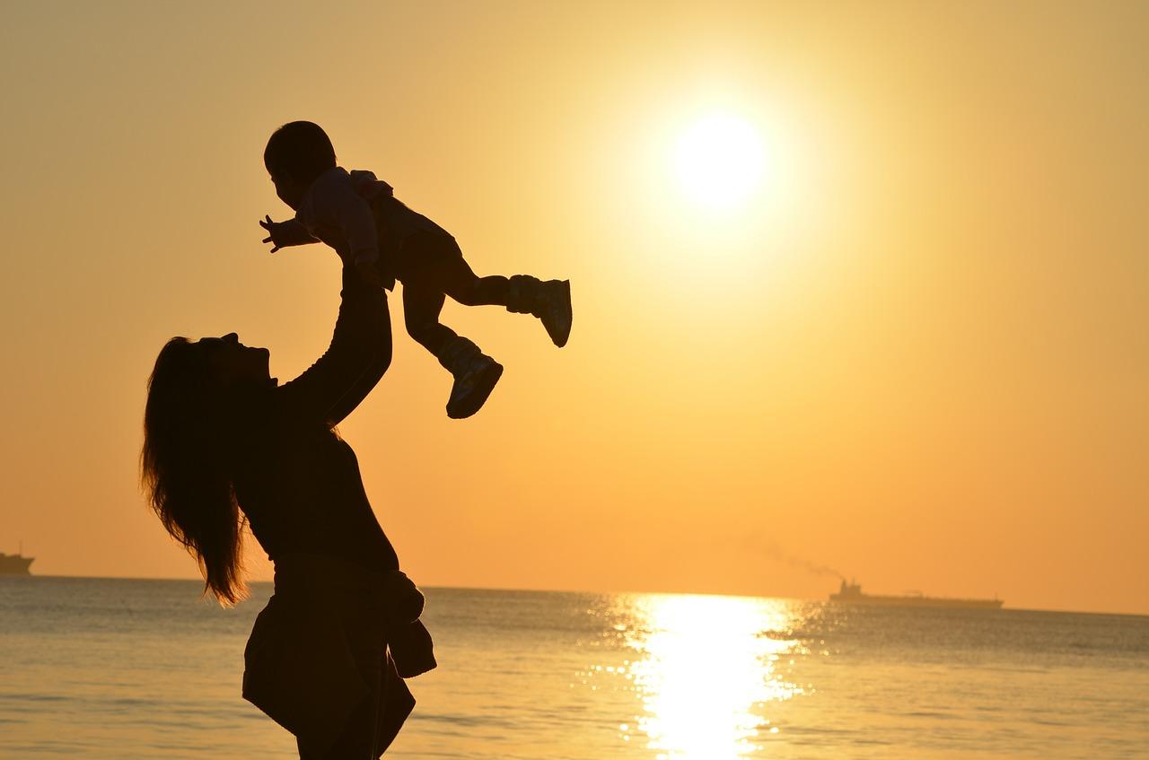 4 Ways Being a Mom is the Best Job Ever